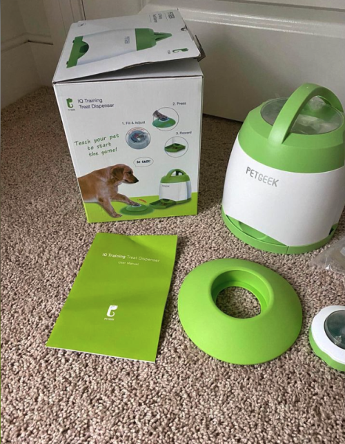 PETGEEK Automatic Dog Treat Dispenser