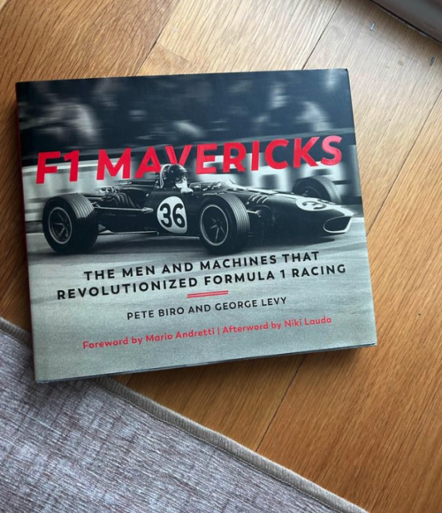 F1 Mavericks (Coffee Table Book)