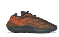 adidas Yeezy 700 V3