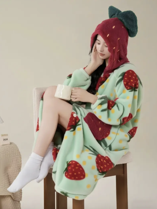Strawberry Fleece-Lined Hooded Robe