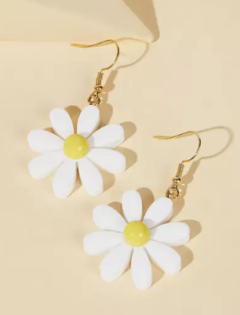 Daisy Drop Earrings