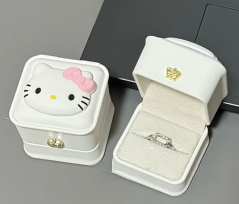 Sanrio Cute Cat Ring Box