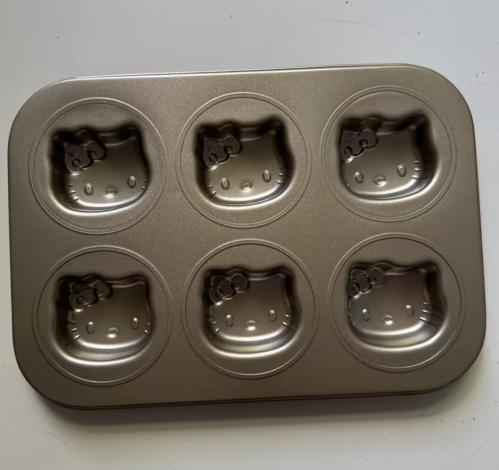 6-Cavity Sanrio Hello Kitty