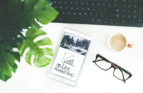 Hiring web marketer