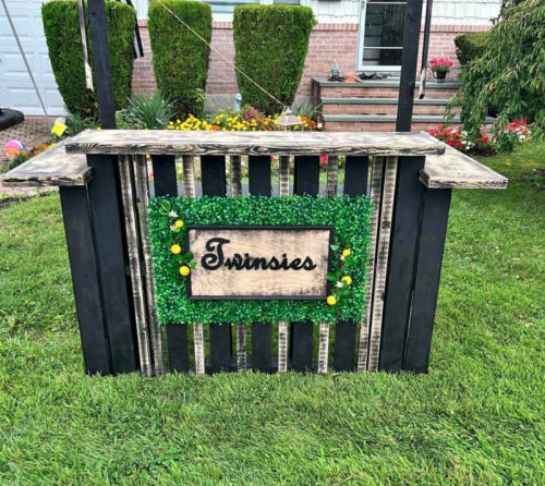 Vintage Bar- lemonade stand
