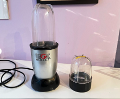 Magic Bullet Blender With 2 Containers
