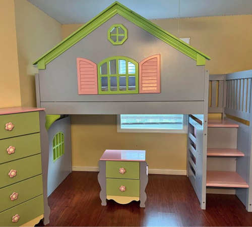Dollhouse bunk bed with dresser and nightstand