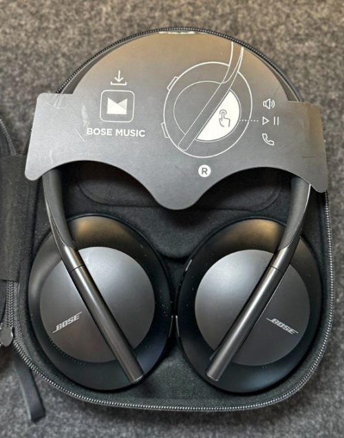 Bose Noise Cancelling Headphones 700