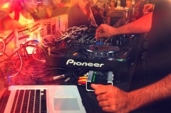 DJ Play