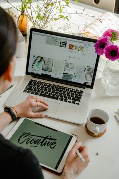 logo, banner creating
