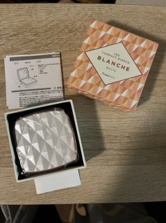 FrancfrancのブロンシュLEDコンパクトミラーホワイト