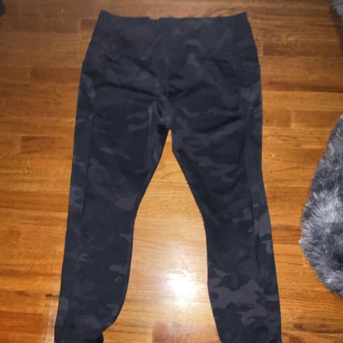 Avia Women's Camouflage Ankle Leggings XXL Black Gray Elastic Waist