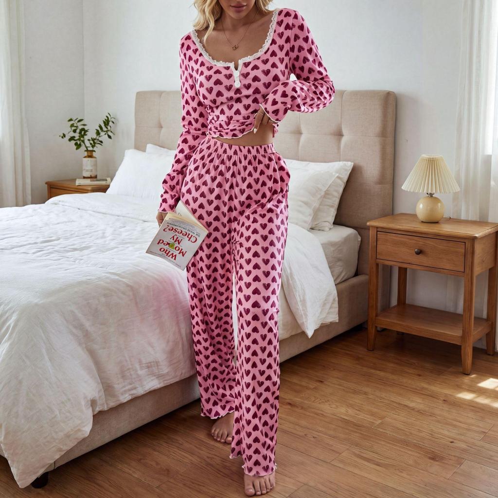Two-piece Set Heart-print Top And Pants