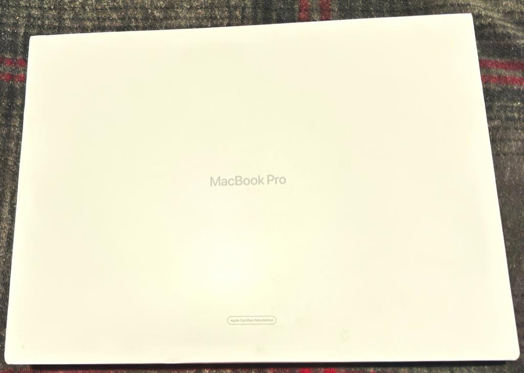 Apple MacBook Pro 16" M1 Pro 32GB RAM 1TB SSD A2485 Gray (2021)