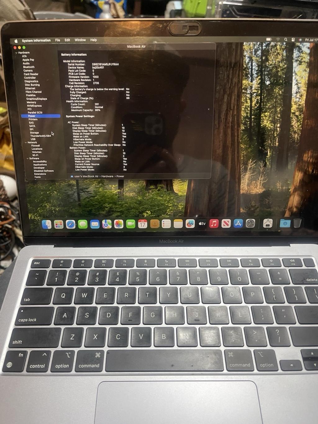 2020 Apple MacBook Air 13.3" M1 7C GPU 3.2GHz 8GB RAM 256GB SSD A2337