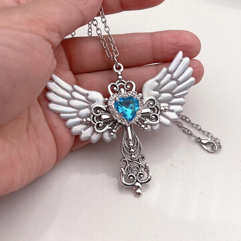 White-winged Couple Sweater Chain Pendant