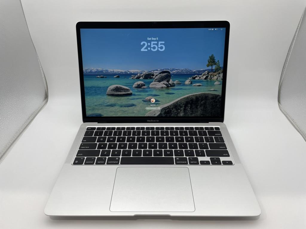 Apple MacBook Air 13in (256GB SSD, M1, 8GB) Laptop-Silver-A2337 Grade: 19/20