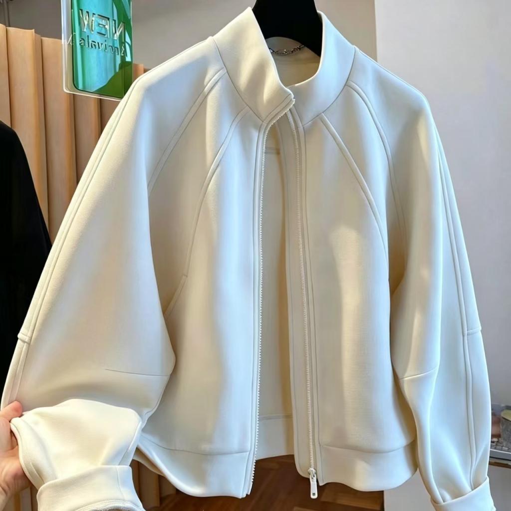 Relaxed Airy And Commuter-style Tailored Jacket