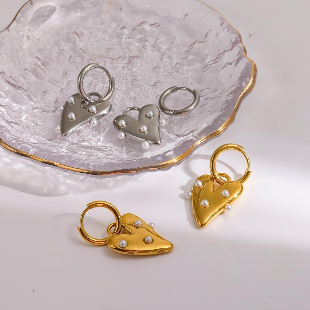 Fashionable And Versatile Pearl-shaped Stainless Steel Earrings