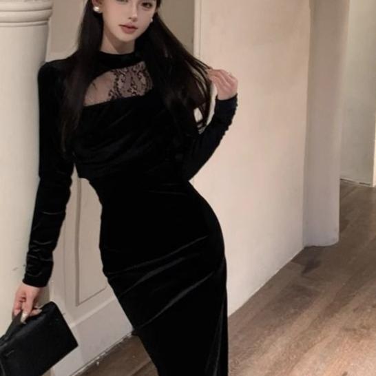 French-style Lace-embellished Evening Gown Maxi Dress